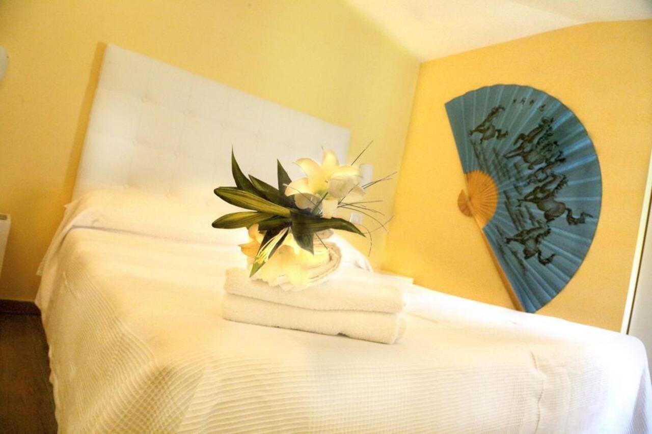 Via Mameli 5 Hotel Sanremo Ngoại thất bức ảnh