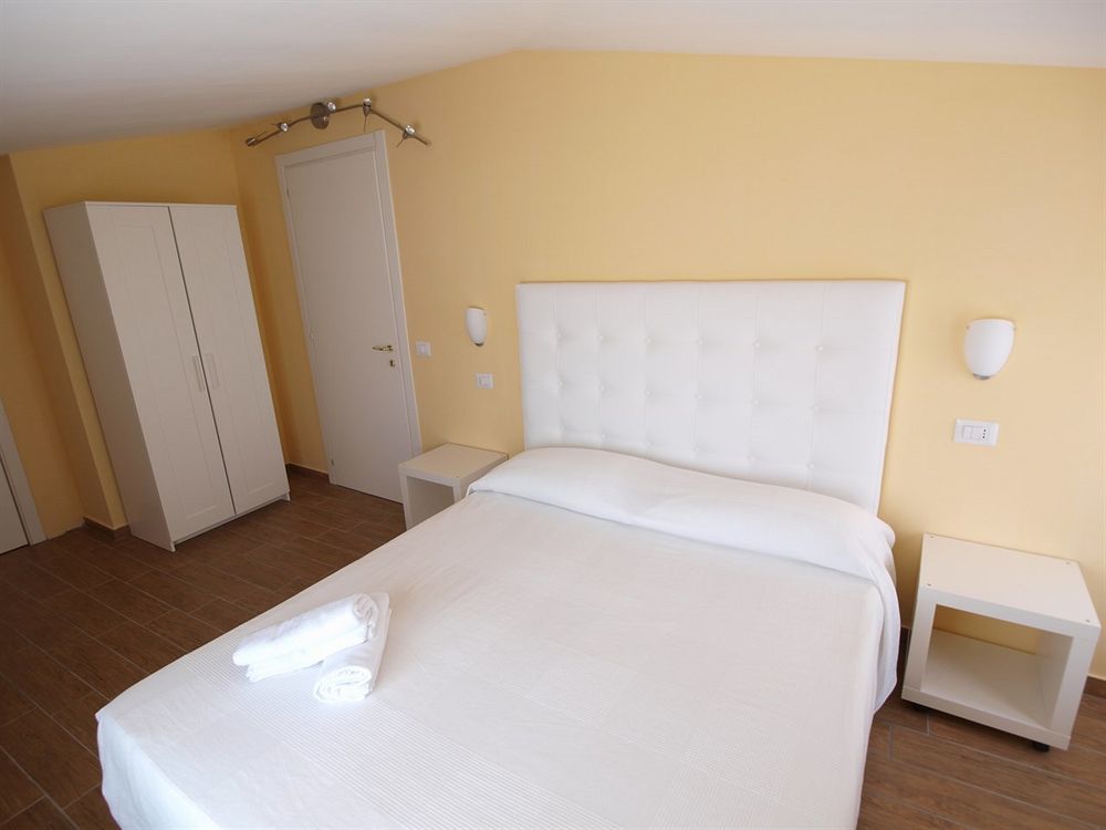 Via Mameli 5 Hotel Sanremo Ngoại thất bức ảnh